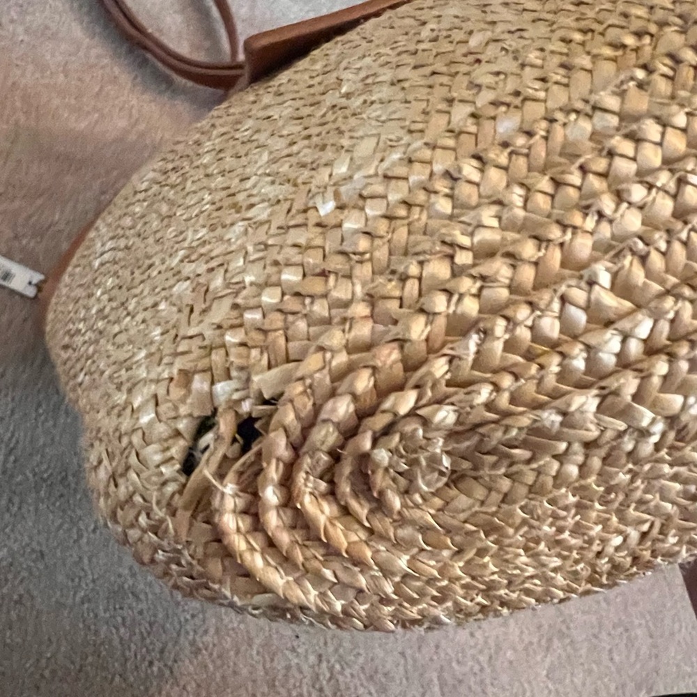 Carolina Santo Domingo Amphora Tan and Brown Straw Raffia Woven Tote Bag - Picture 14 of 15